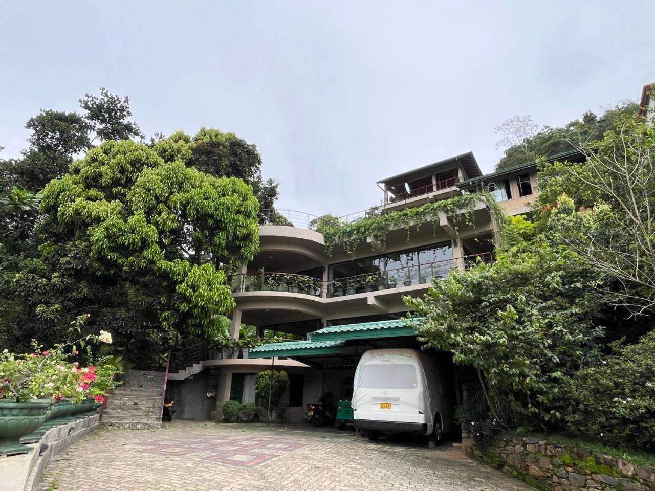 Villa Sanatha Suwaya Kandy Exterior foto