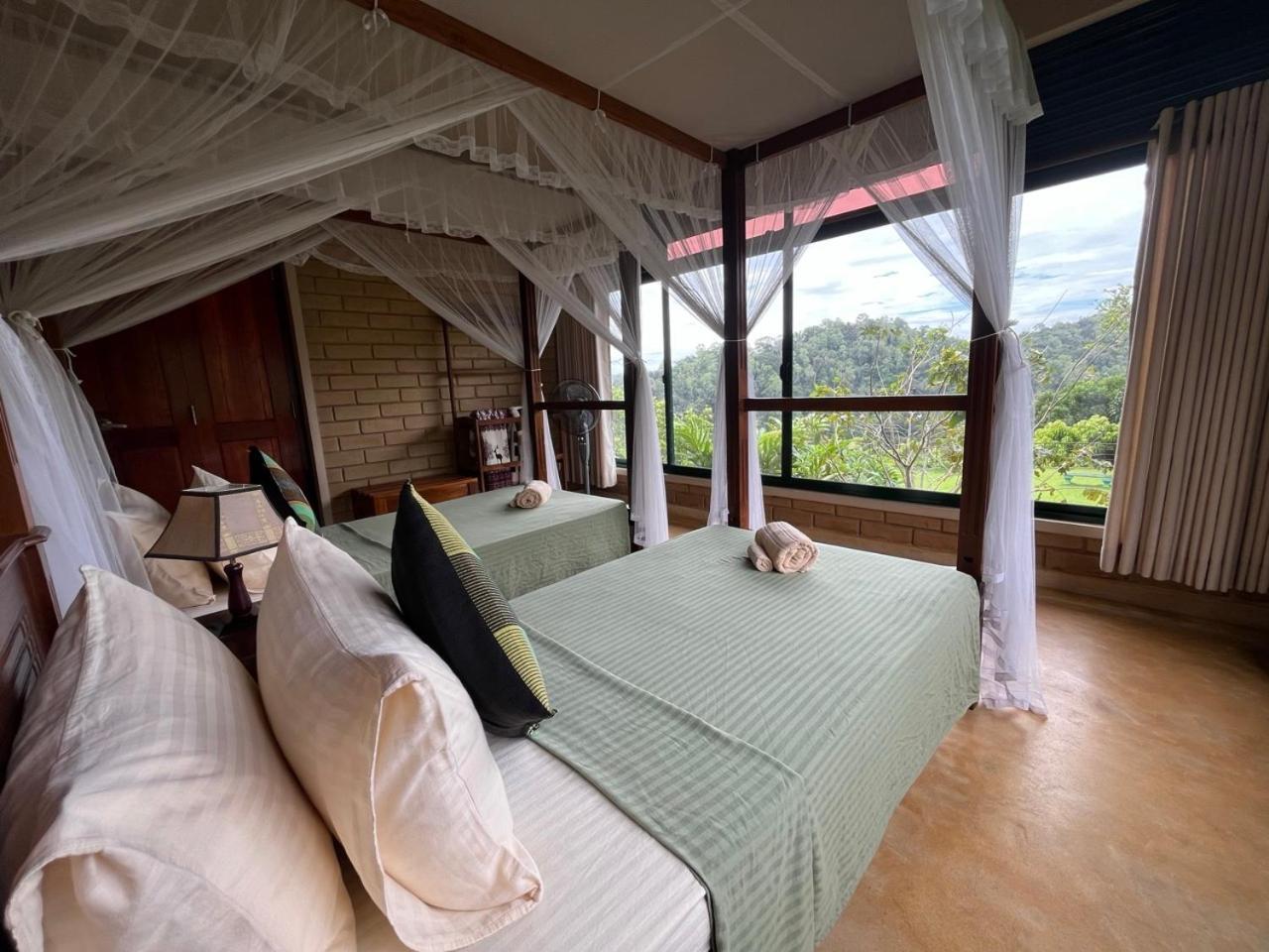 Villa Sanatha Suwaya Kandy Exterior foto